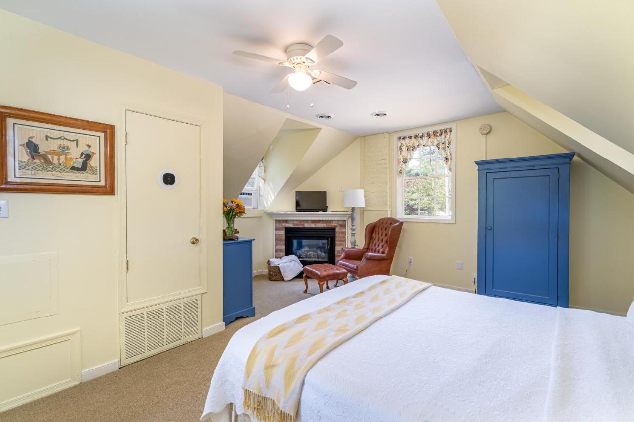 Cedars Of Williamsburg Bed & Breakfast Екстер'єр фото