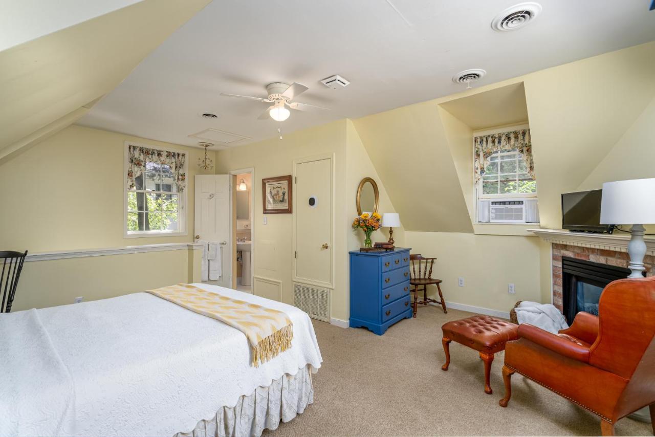Cedars Of Williamsburg Bed & Breakfast Екстер'єр фото
