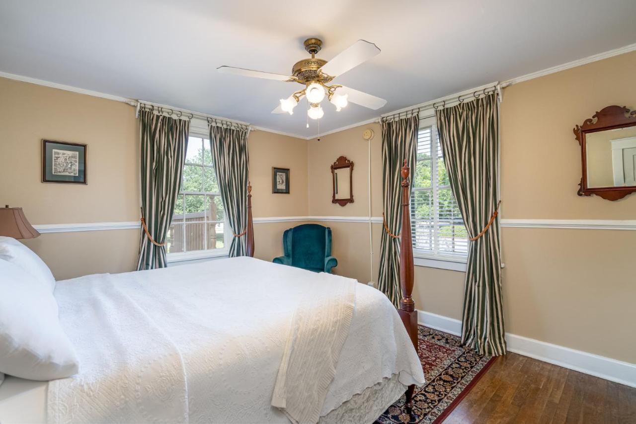Cedars Of Williamsburg Bed & Breakfast Екстер'єр фото