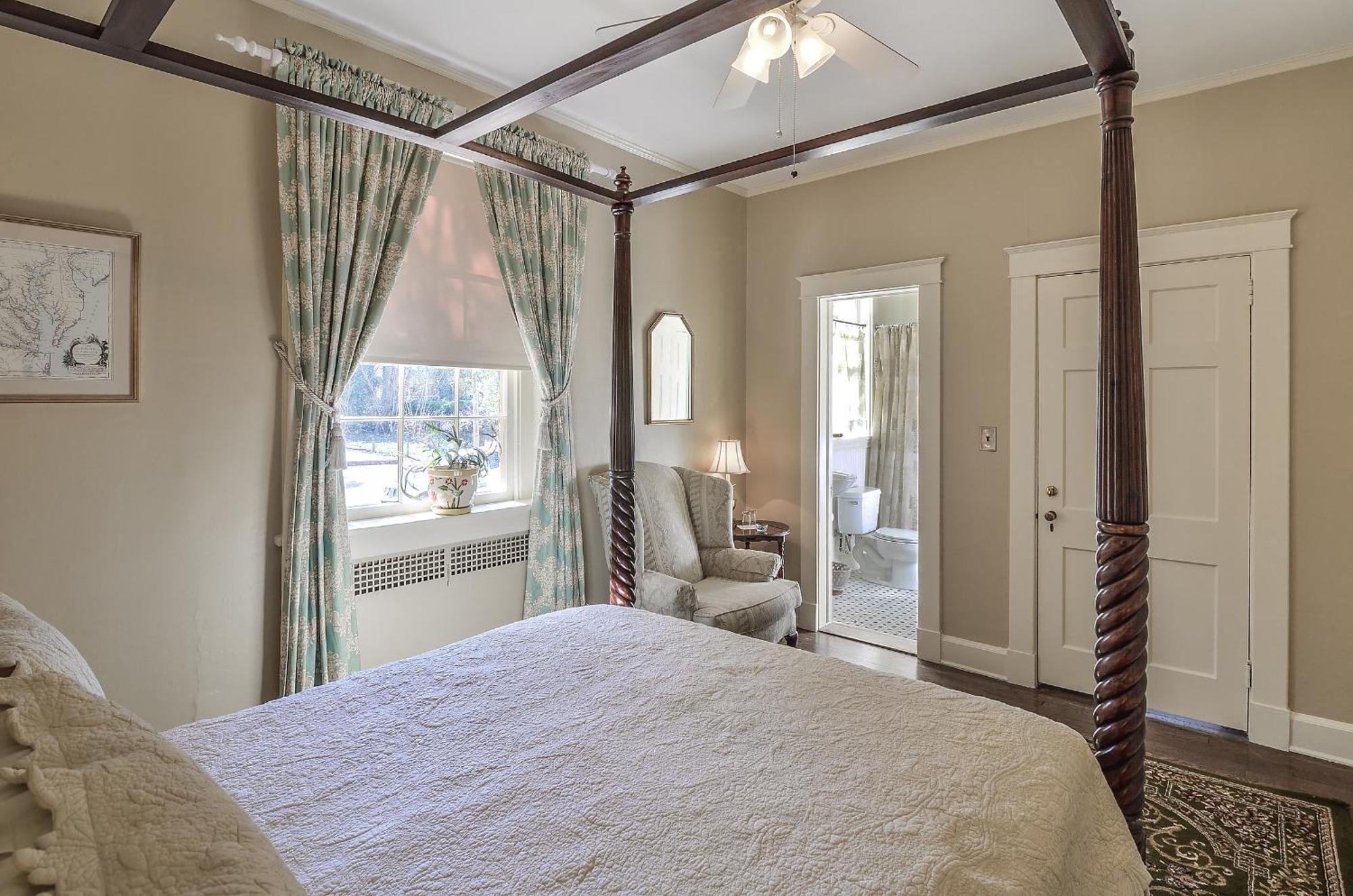 Cedars Of Williamsburg Bed & Breakfast Екстер'єр фото