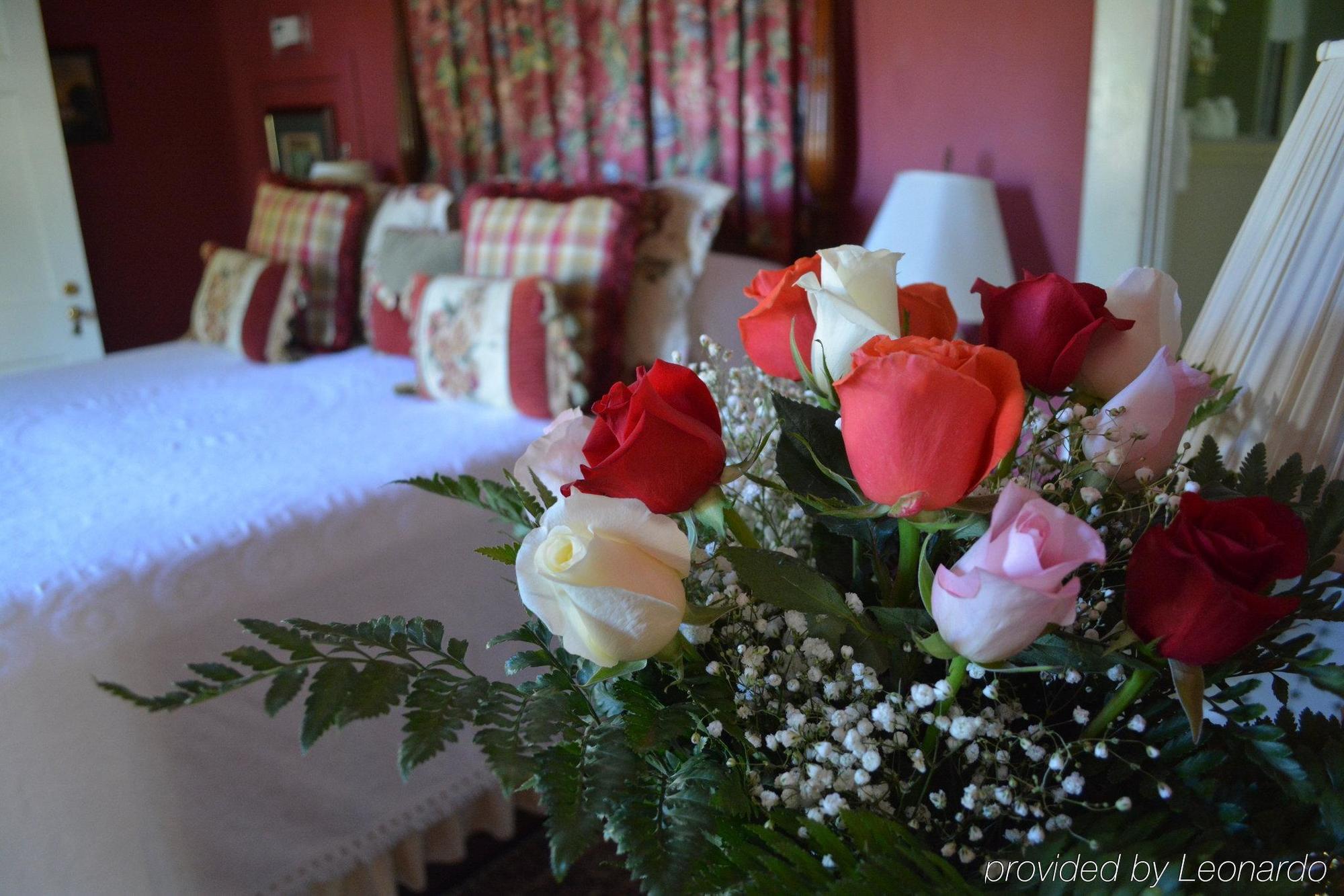 Cedars Of Williamsburg Bed & Breakfast Екстер'єр фото