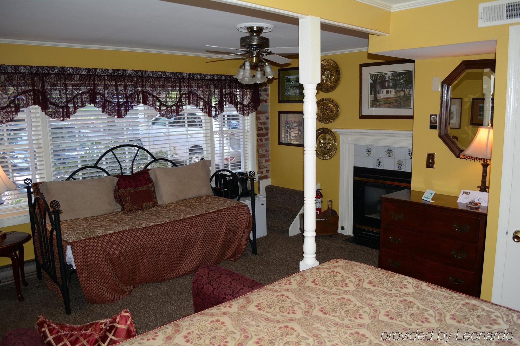 Cedars Of Williamsburg Bed & Breakfast Екстер'єр фото