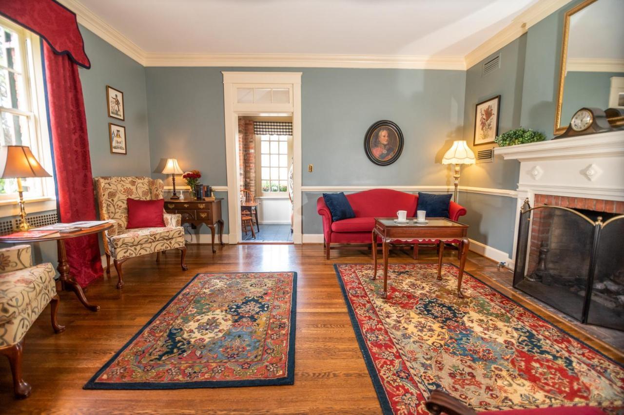 Cedars Of Williamsburg Bed & Breakfast Екстер'єр фото