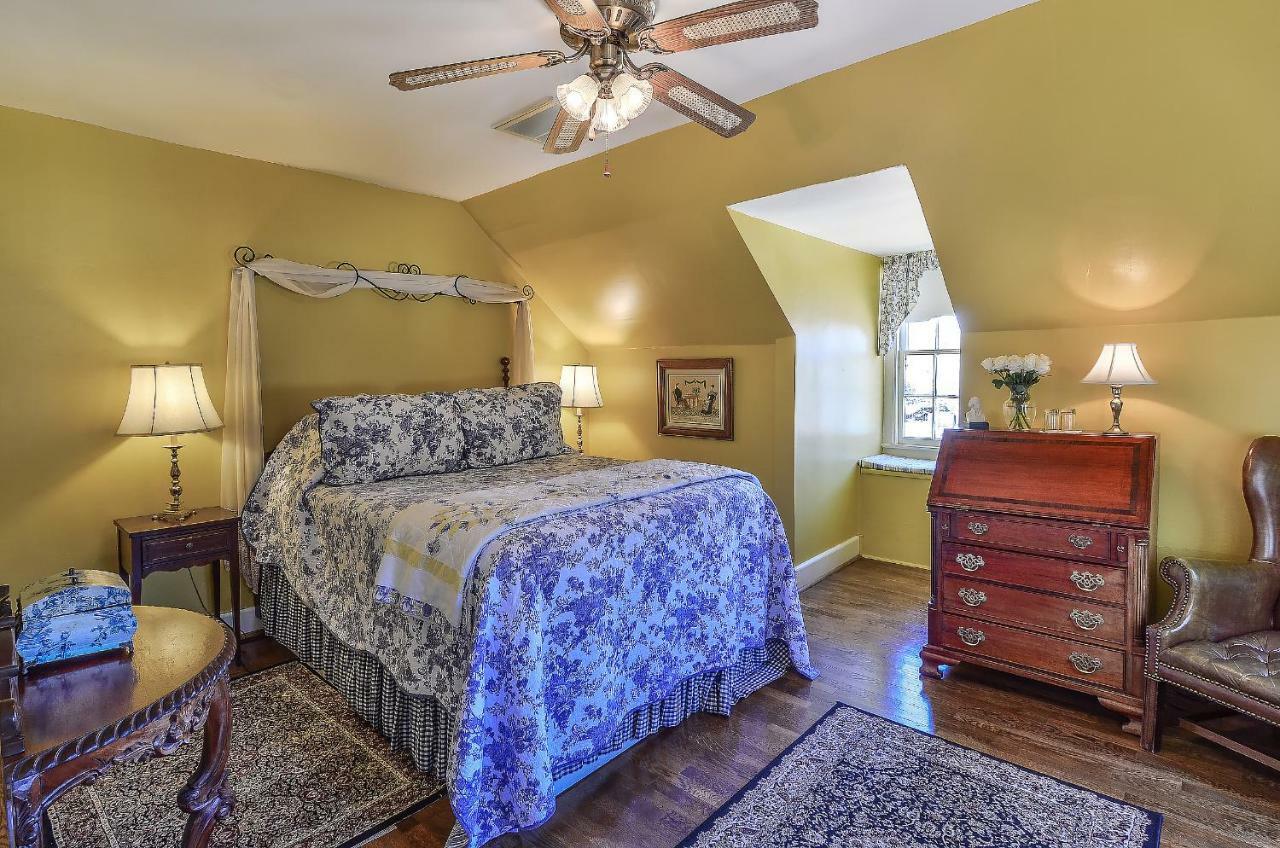 Cedars Of Williamsburg Bed & Breakfast Екстер'єр фото